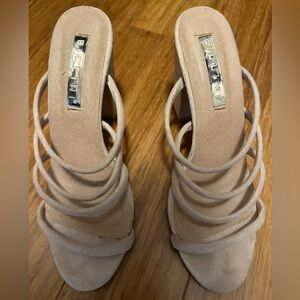 Billini Strappy Block 4” Heel Sandals – Size 8